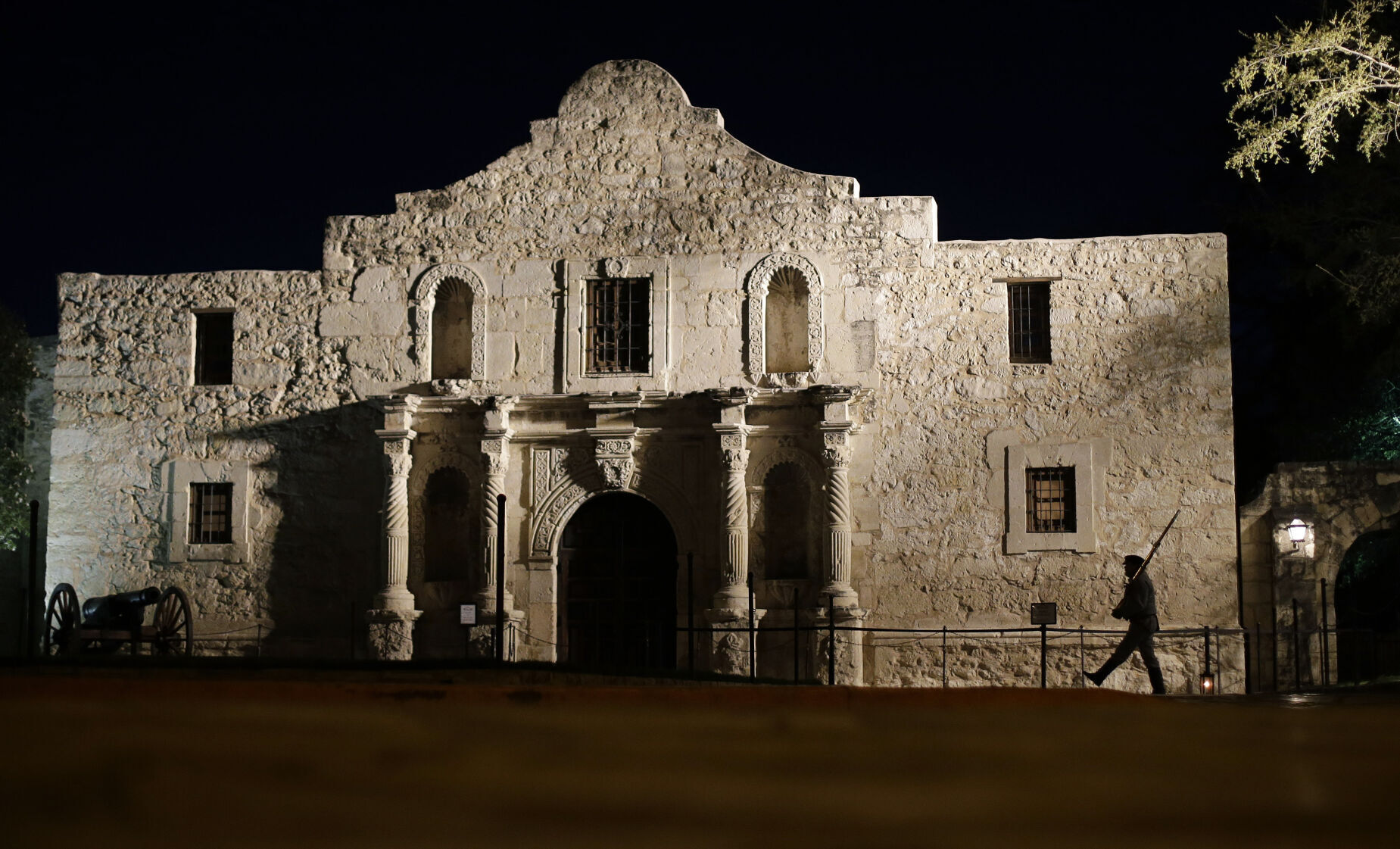 1836: The Alamo